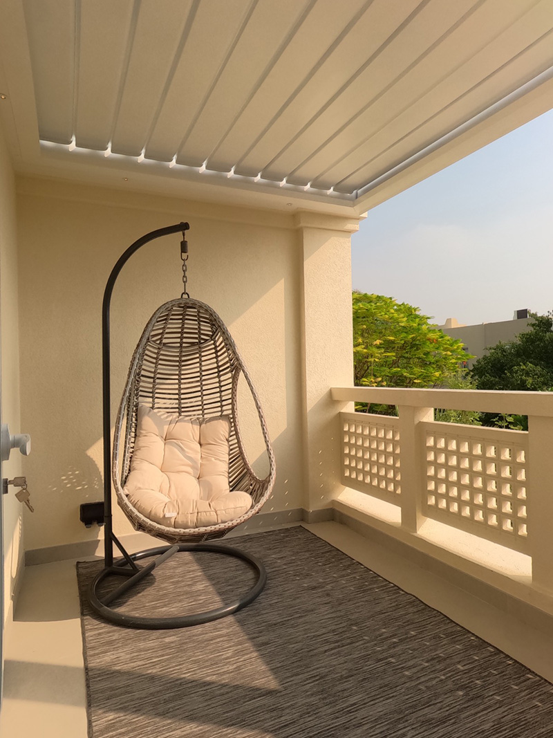 Modern Villa Pergola